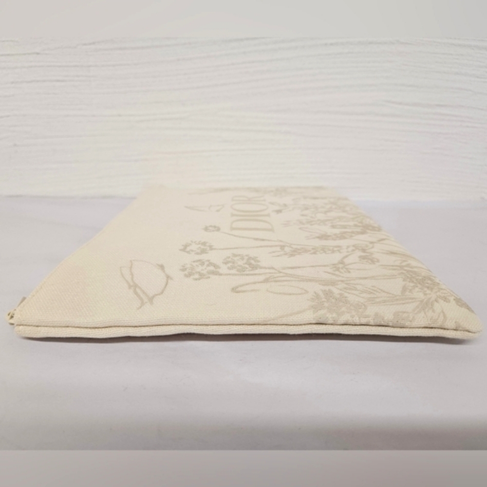 Christian Dior Trousse Zippered Pouch in Floral and Cream Canvas with Box NWT - Picture 5 of 9
